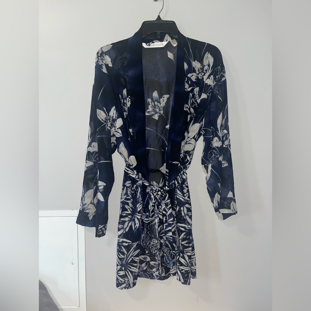 Vintage Victorias Secret Robe NWT